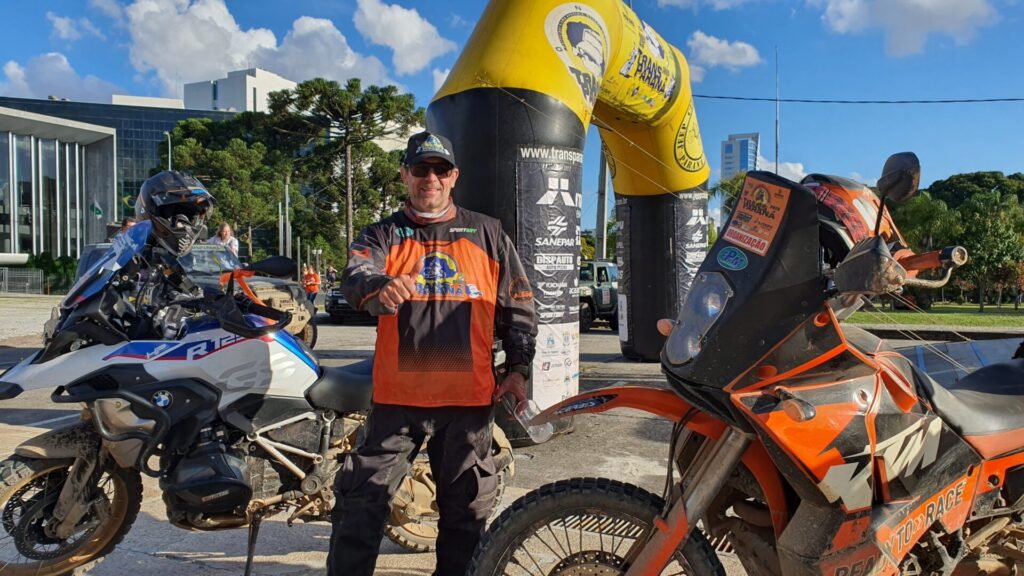 Bennur Crummenauer, diretor da Federação Paranaense de Motociclismo e organizador da categoria Motos. Foto: Renyere Trovão