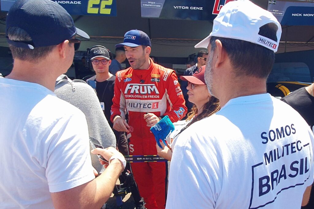 O piloto MILITEC 1 Vitor Genz, vice na categoria Overall, vai na briga pelo segundo título na temporada 2024 da NASCAR Brasil. Foto: Renyere Trovão